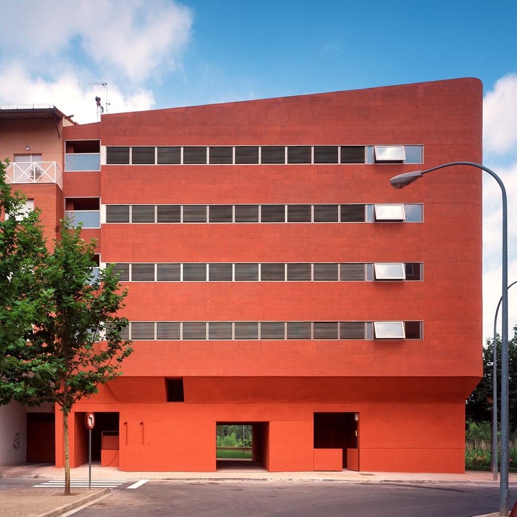 irvi-hand-architecture-sergio-de-miguel