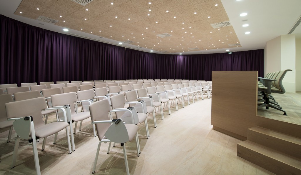 provincial-historical-archive-mallorca-hand-architecture-sergio-de-miguel