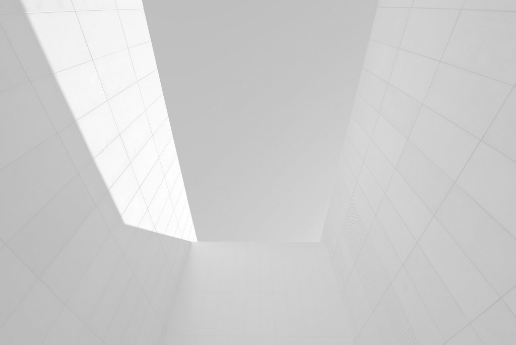 hand-architecture-sergio-de-miguel